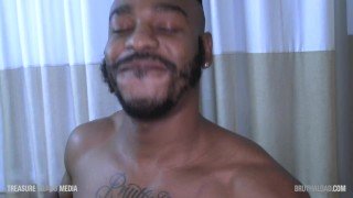 Butta Nutt shows us how he works his meat