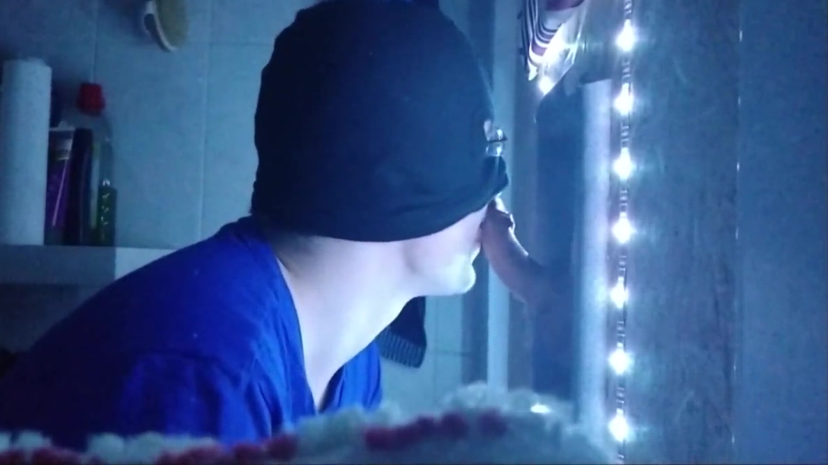 Suck At Dick At My Glory Hole At Home ( New Hole )